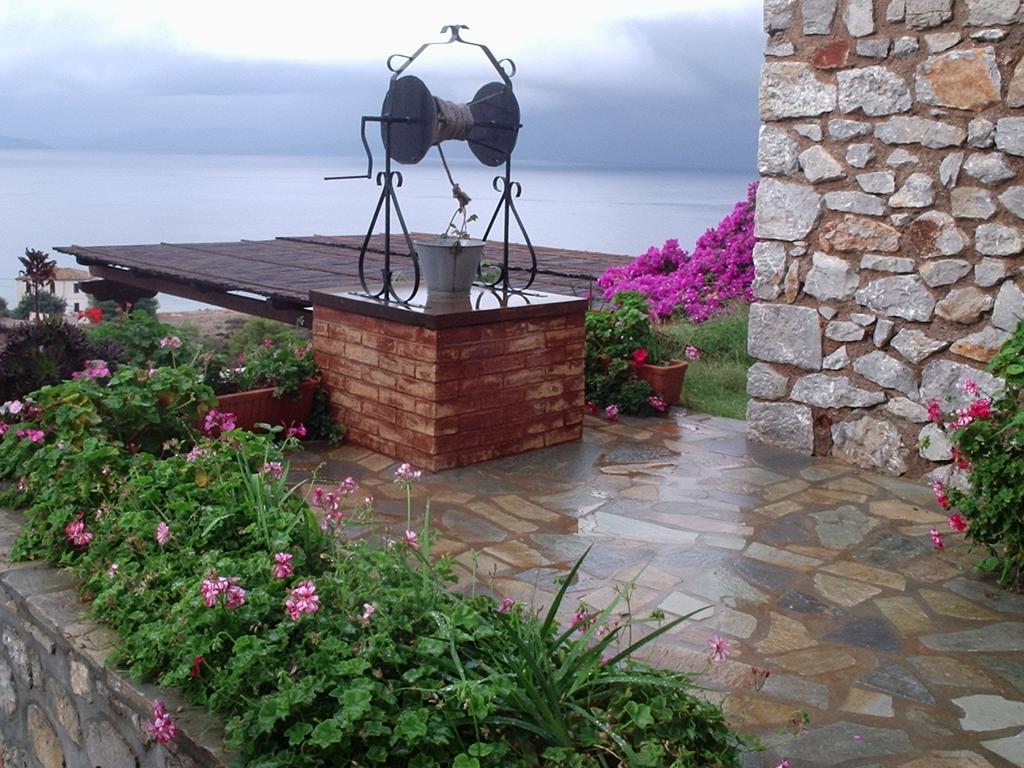 Hydra Erato Villa Luaran gambar